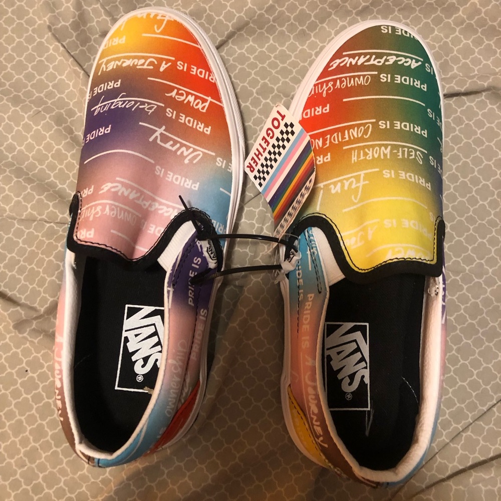 Pride edition Vans NWT Women’s 7.5
